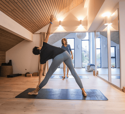 Retraite No Stress et Yoga au bord du lac d'Annecy - été - 2024