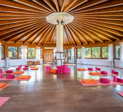 Séjour bien-être : Pilates, plage et bateau en Sardaigne