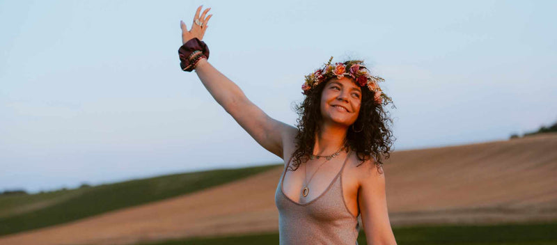 namastrip-agence-de-voyage-certifiee-et-immatriculee-namastrip-vous-propose-des-retraites-yoga-et-bien-etre-en-france-et-a-l-39-etranger-de-3-a-10-jours-decouvrez-des-sejours-autour-du-yoga-et-du-bien-etre-animes-par-des-intervenantes-dans-des-lieux-d-39-exception-selectionne-avec-soin