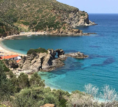 L’expérience hors du temps : Yoga & Reconnexion au bord de la mer en Grèce