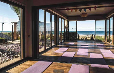 Invitation à la joie face à l’océan ! Accueil - Agence de voyage Namastrip