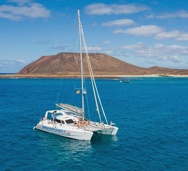 Yoga, surf & catamaran à Fuerteventura