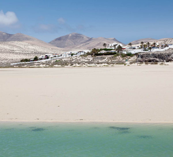 Yoga, surf & catamaran à Fuerteventura
