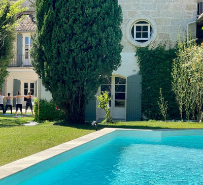 L'expérience No Stress & Yoga dans une vraie maison camarguaise