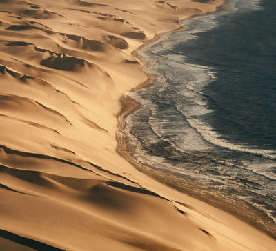 Au Cœur de l’Immensité : Safari & Déserts de Namibie