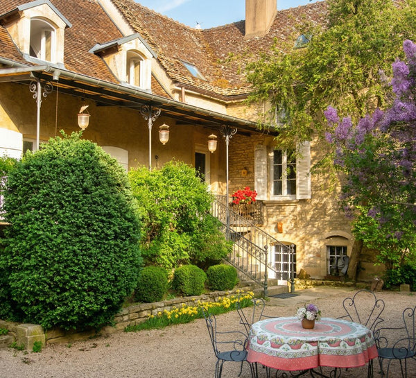 Essence Créative : Yoga, Poterie & Nature en Bourgogne