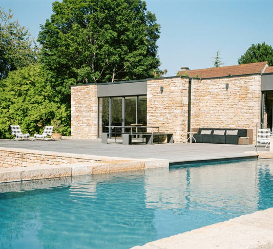 L’Été de la Liberté : Yoga, Danse & Poterie en Bourgogne