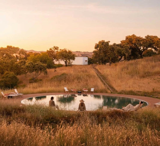 Loin du Monde, Près de soi : Immersion Yoga & Nature au Portugal