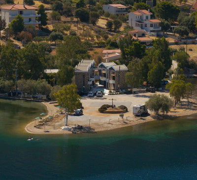 L’expérience hors du temps : Yoga & Reconnexion au bord de la mer en Grèce