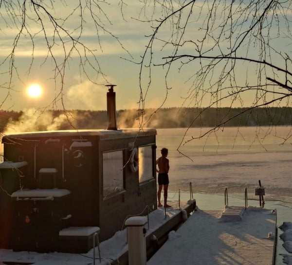 Retraite Nordique : Yoga, Sauna & Nature en Finlande