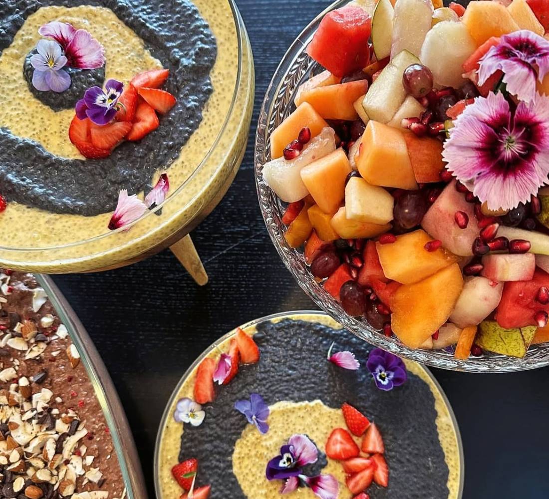 L’Été Heureux : Retraite nordique au bord d’un lac finlandais