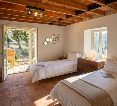 Écrin Méditerranéen : Yoga, Slow Life & Sonothérapie sur la Côte d’Azur