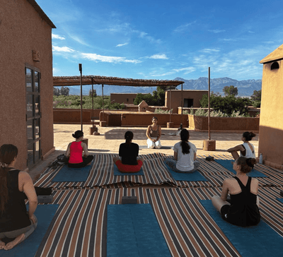 Retraite Yoga, Équilibre et Énergie à Marrakech