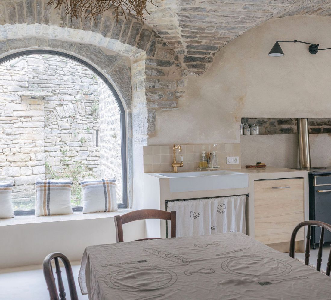 Impulsion : Yoga & Voyages Sonores dans les Cévennes