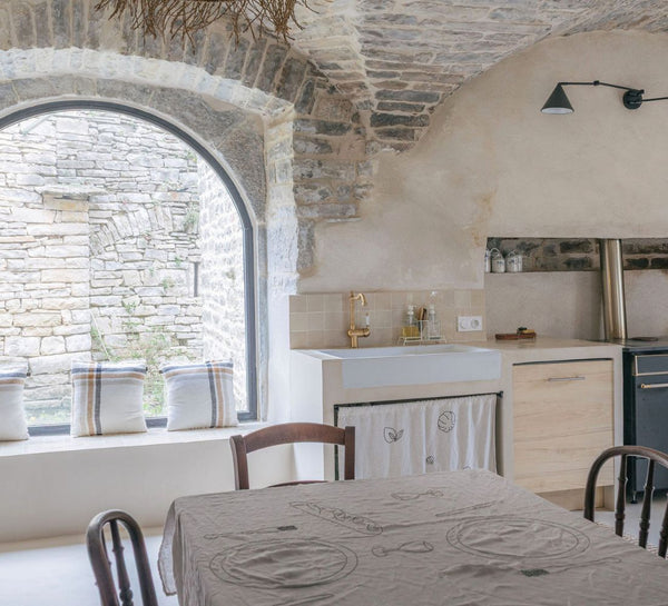 Impulsion : Yoga & Voyages Sonores dans les Cévennes