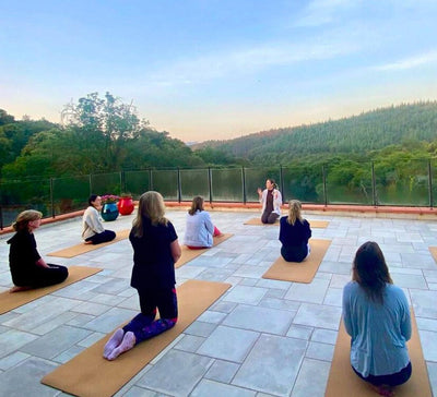 Retraite Yoga, Équilibre et Énergie en Occitanie