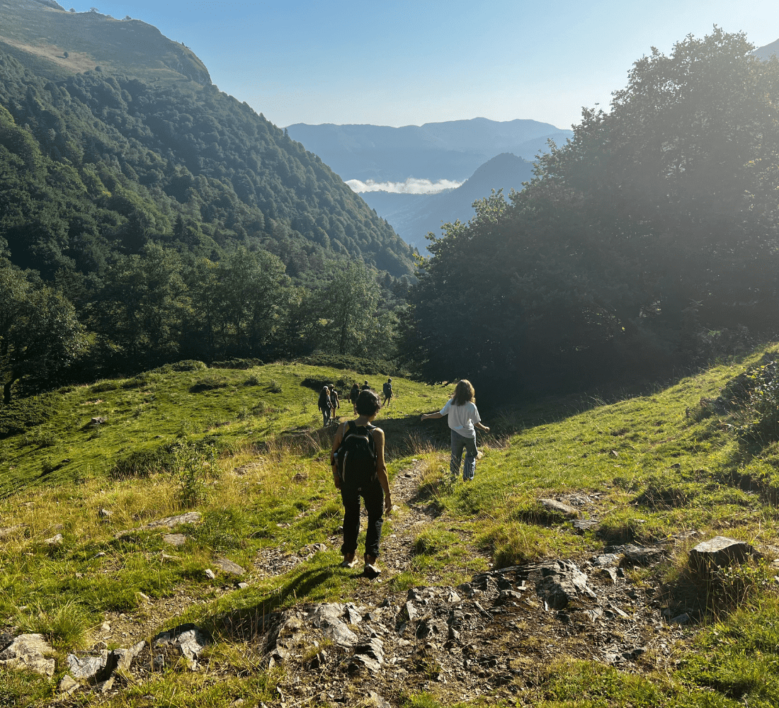 Retraite Yoga et Mountain Therapy dans les Pyrénées - été