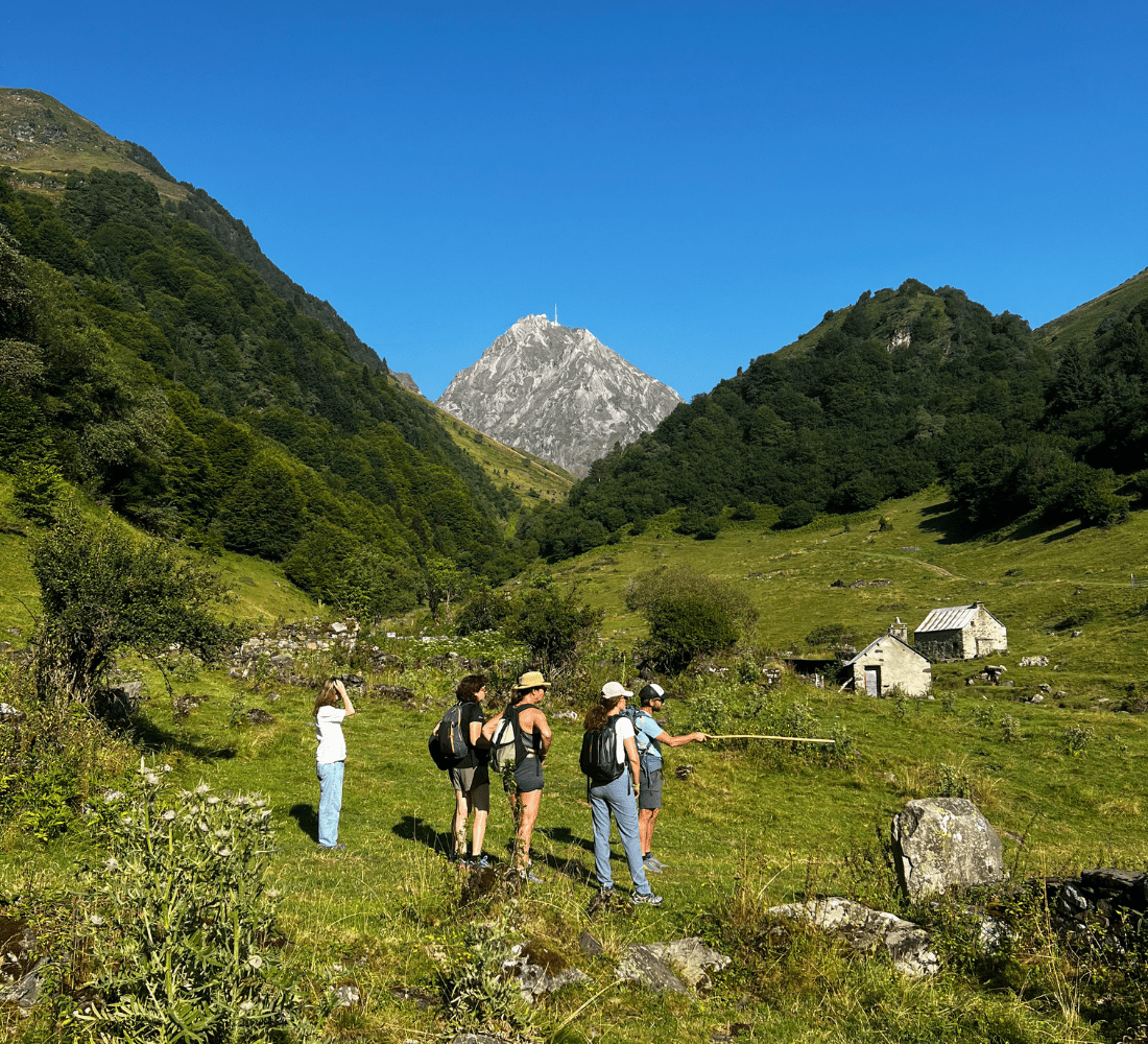 Retraite Yoga et Mountain Therapy dans les Pyrénées - été