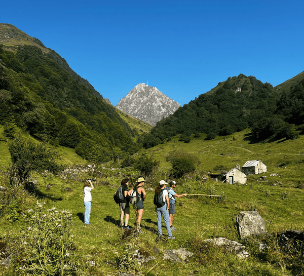 Retraite Yoga et Mountain Therapy dans les Pyrénées - été