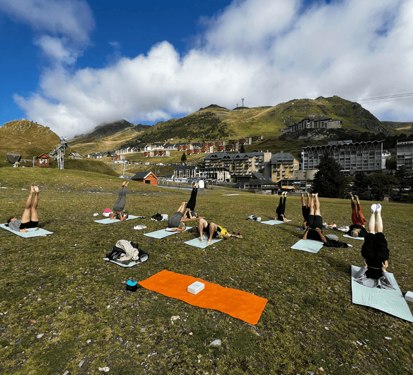 Retraite Yoga et Mountain Therapy dans les Pyrénées - été