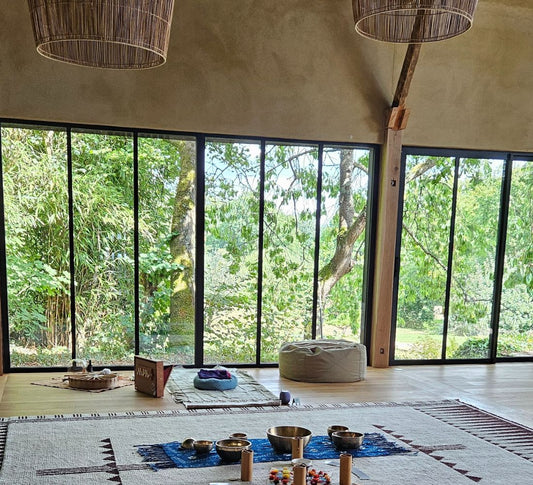 Retour à l'Essentiel : Yoga, Nature & Ressourcement en Bretagne