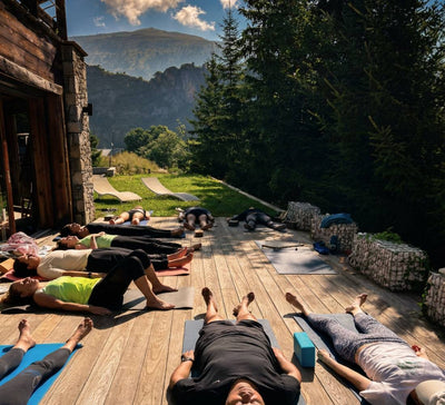 Le Chalet des Cimes : Yoga, Randonnée & Vacances en Montagne