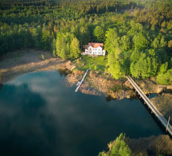 L'Été du Grand Nord : Sauna, Lac & Régénération en Suède