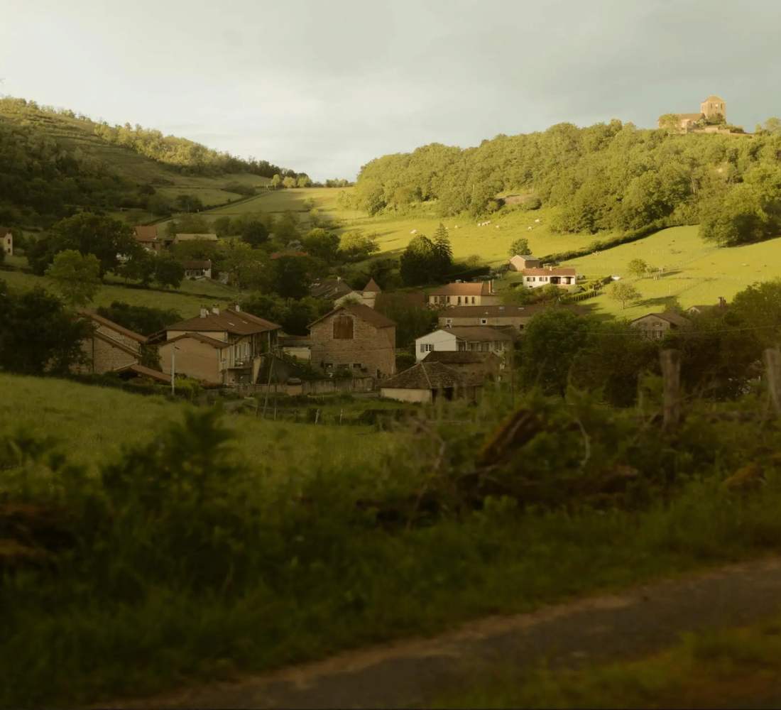 Reset énergétique : Yoga, Sauna et Immersion Nature en Bourgogne